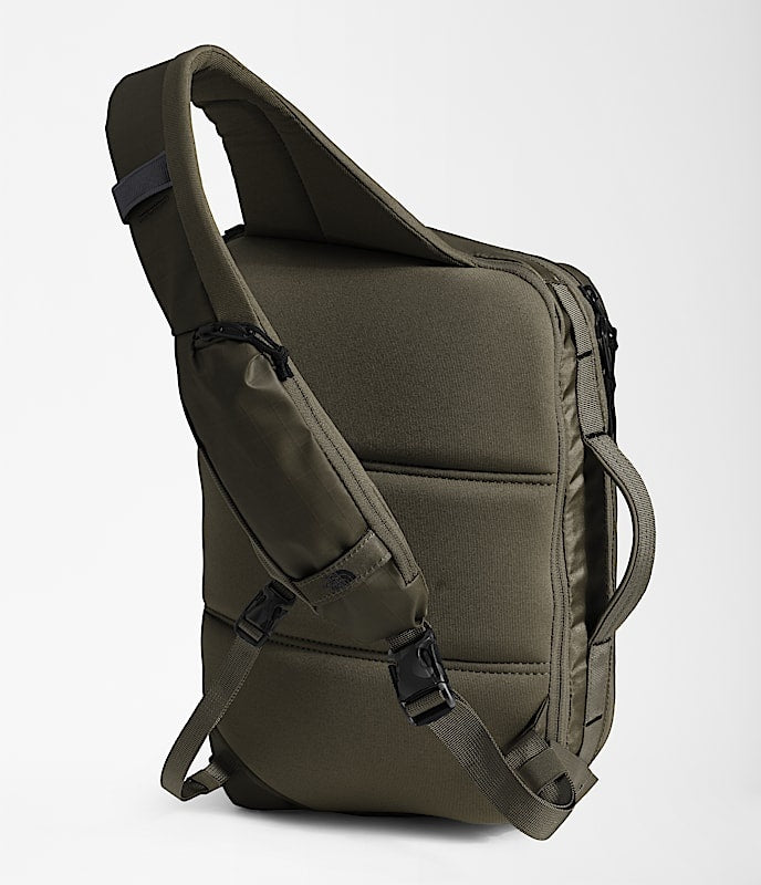 The North Face Base Camp Voyager Sling Pack 11L