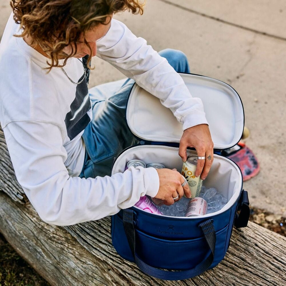 Hydro Flask Carry Out Cooler 15L