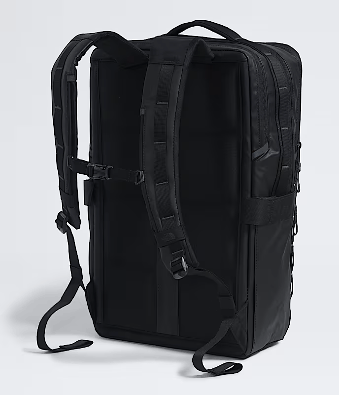The North Face Voyager Daypack 26L