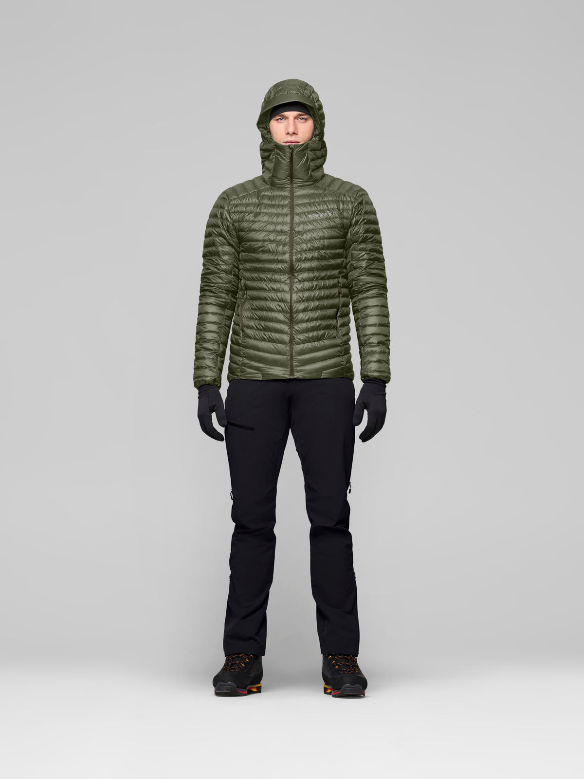Norrona Trollveggen Down800 Super Light Hood Men's
