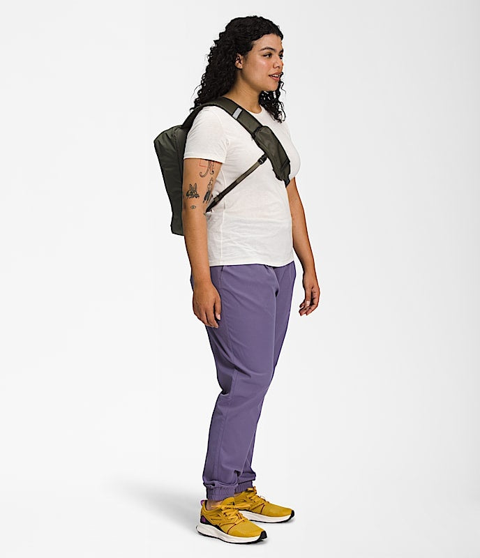 The North Face Base Camp Voyager Sling Pack 11L