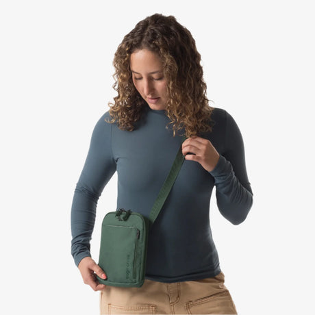 Eagle Creek Stash RFID Crossbody Bag, Grass Green