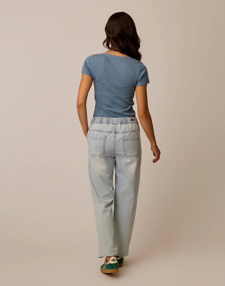 Carve Designs Zoe Lightweight Denim Pant Women's
