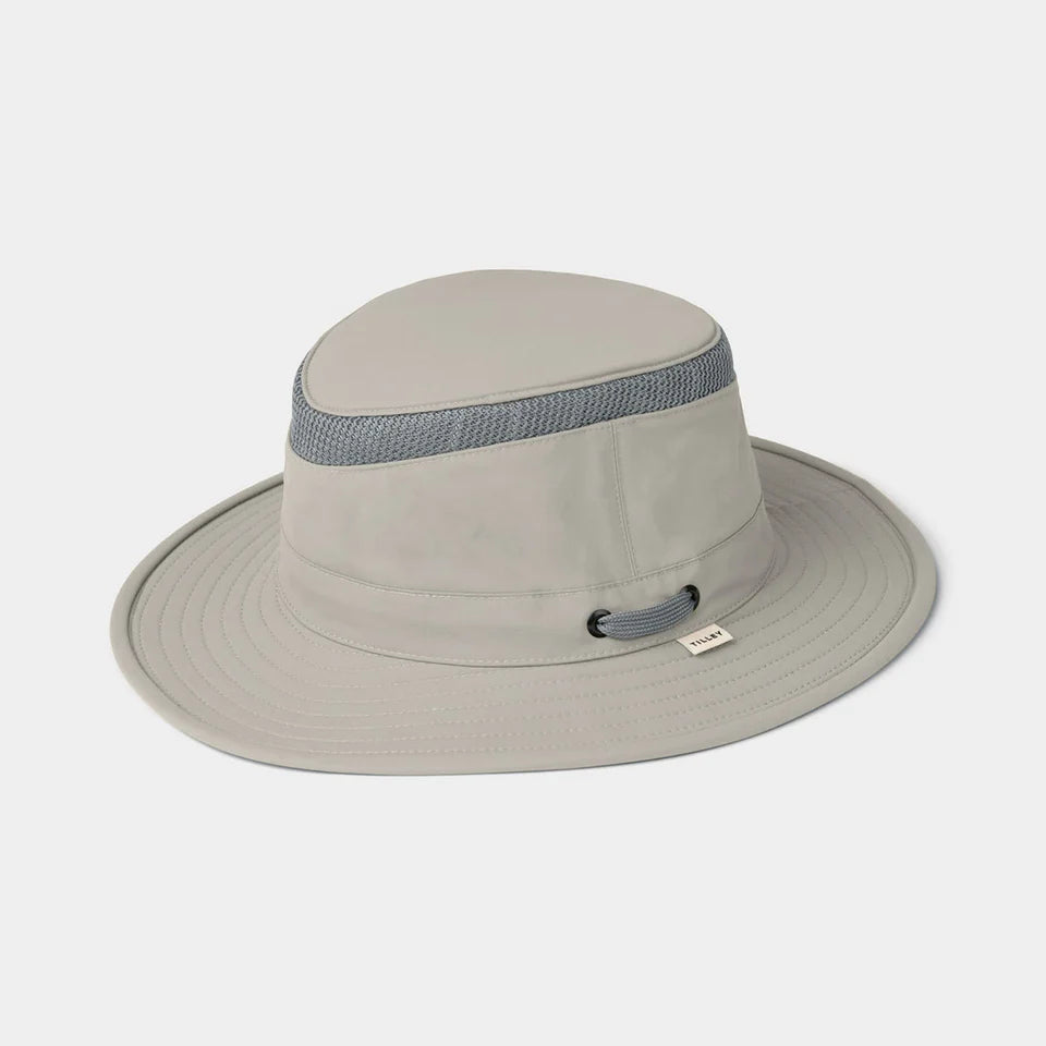 Tilley  Airflo Medium Down Sloping Brim LTM5 Hat