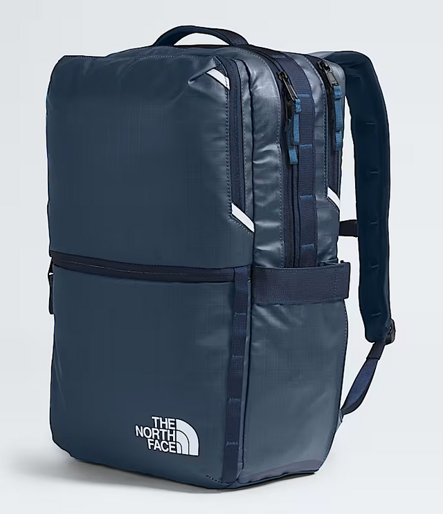 The North Face Voyager Daypack 26L