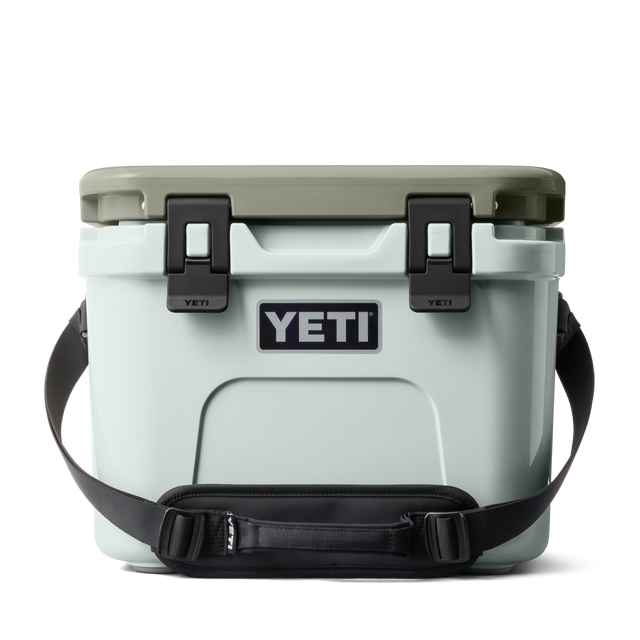 Site_Studio_Hard_Cooler_Roadie_15_Ridgeline_Front_7976_B_2400x2400