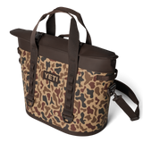 Yeti Hopper M30 2.0 Soft Cooler Wetlands Camo