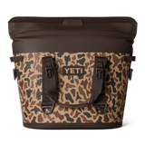 Yeti Hopper M30 2.0 Soft Cooler Wetlands Camo