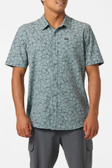 O'Neill UPF Slub RELAXED Short Sleeve Woven Shirt Men's