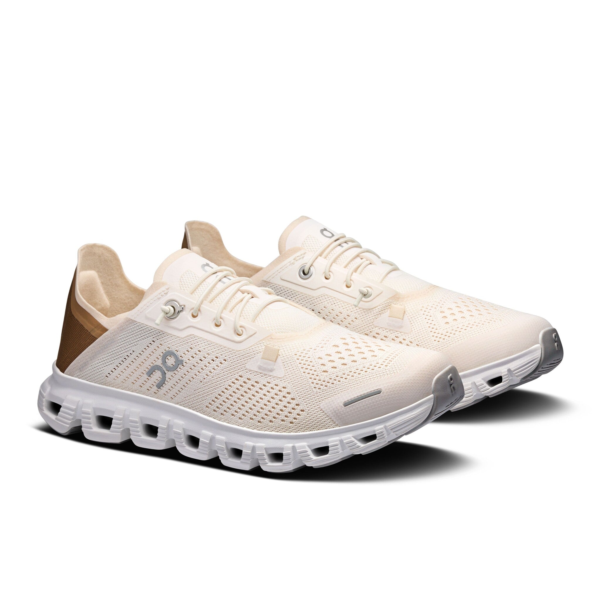 On Cloud 6 Coast Shoe Women's – Trailhead Paddle Shack